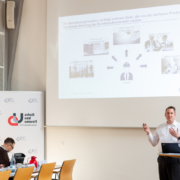 Stiftung Arbeit und Umwelt der IGBCE; Fachgespräch: Arbeit und Beschäftigung in der Zange? Doppelter Druck durch Digitalisierung und ökologischer Transformation auf die berufliche Anpassung in der deutschen Industrie. Redner Robert Mosdzien; Foto: ©Andrea Vollmer